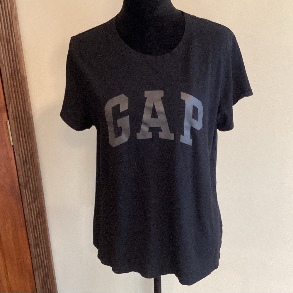 GAP Tee Shirt